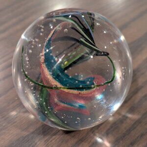 Beautiful Fred Wilkerson Handcrafted Glass Paperweight 3.5 inch Signed 1998